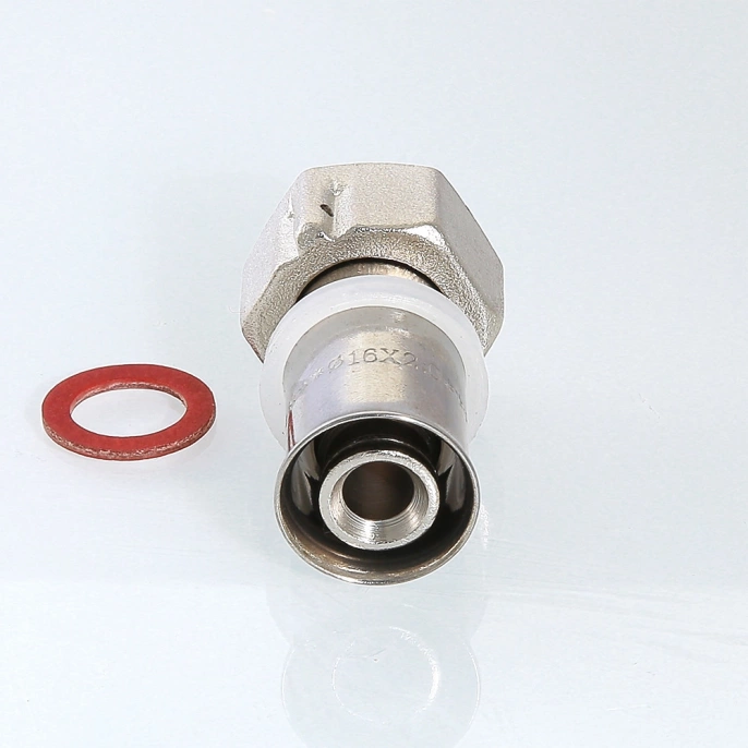Накидная гайка пресс Valtec 16 мм х 1/2"
