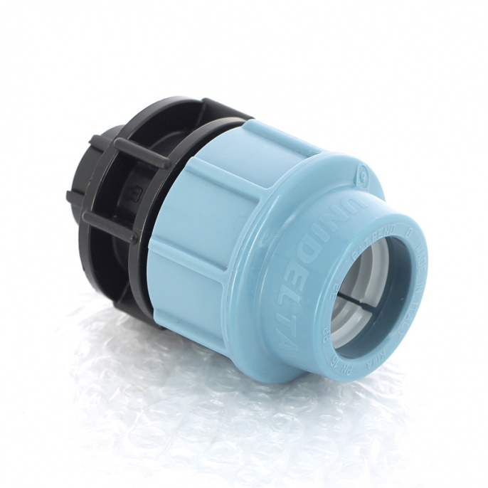 Муфта обжим-В для труб ПНД Unidelta 32x1/2