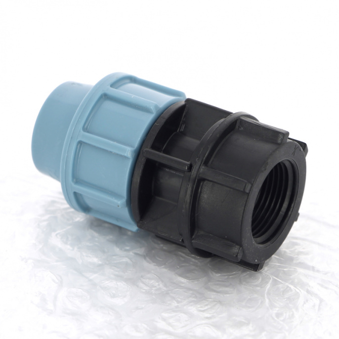 Муфта обжим-В для труб ПНД Unidelta 20x3/4